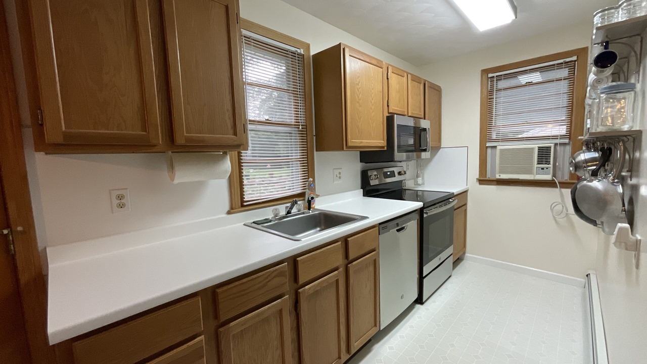 Photo of Kitchen in Killingworth