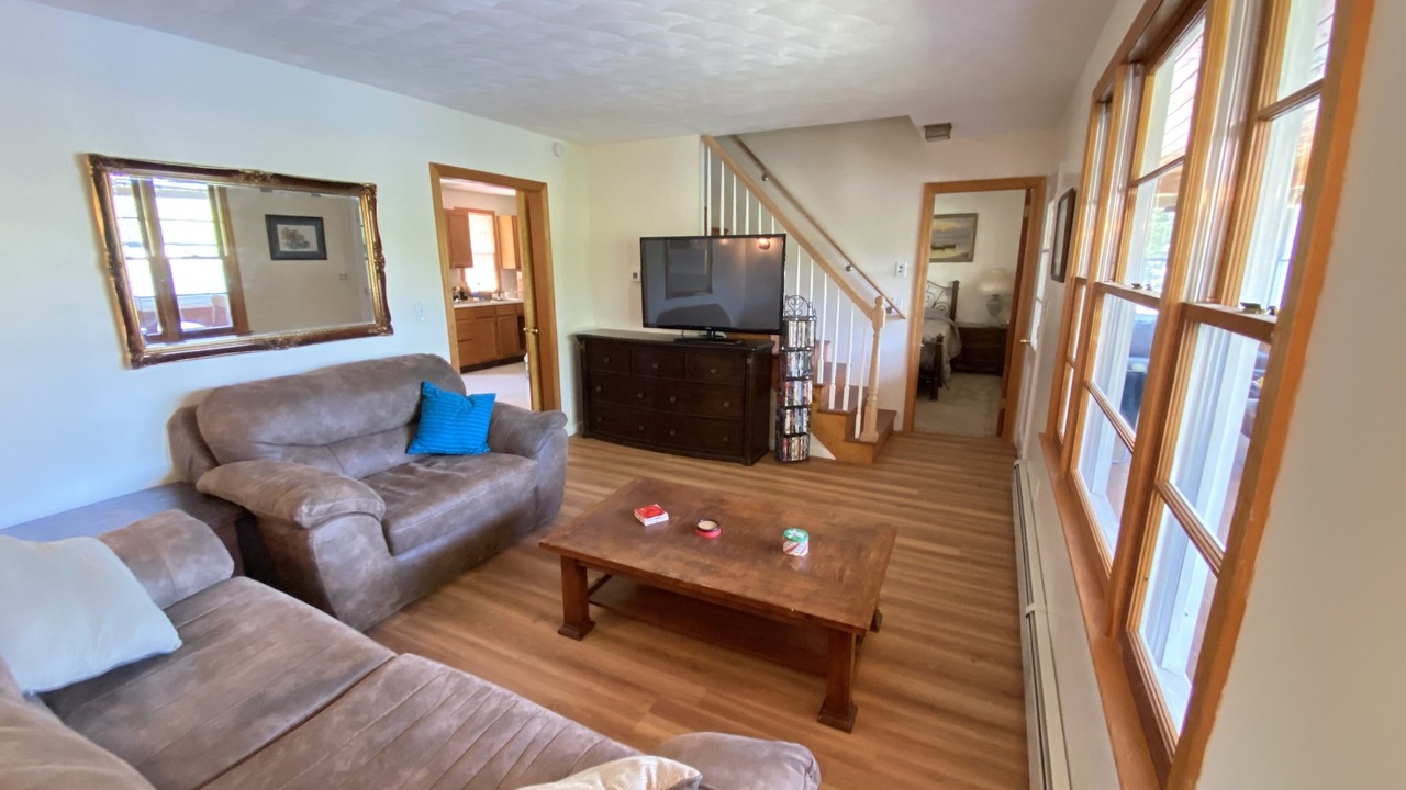 Photo of Bedroom in Killingworth