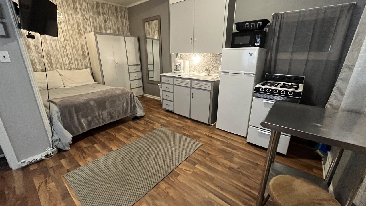 Photo of Bedroom in Flint
