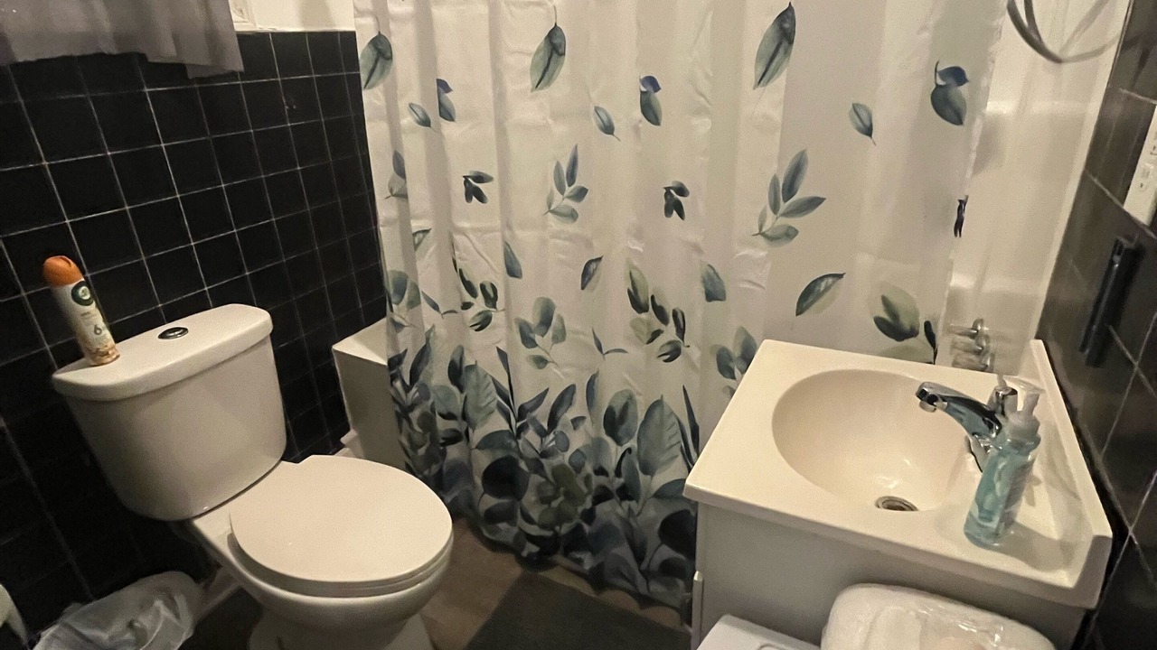 Photo of Bathroom in Flint