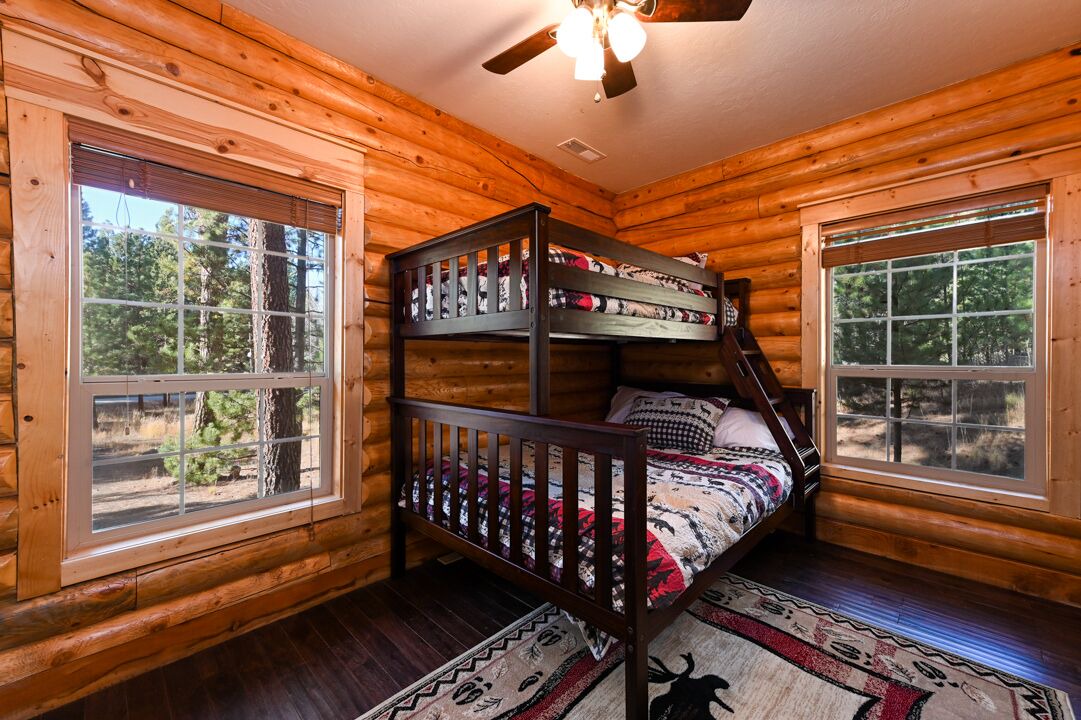Photo of Bedroom in Cascade