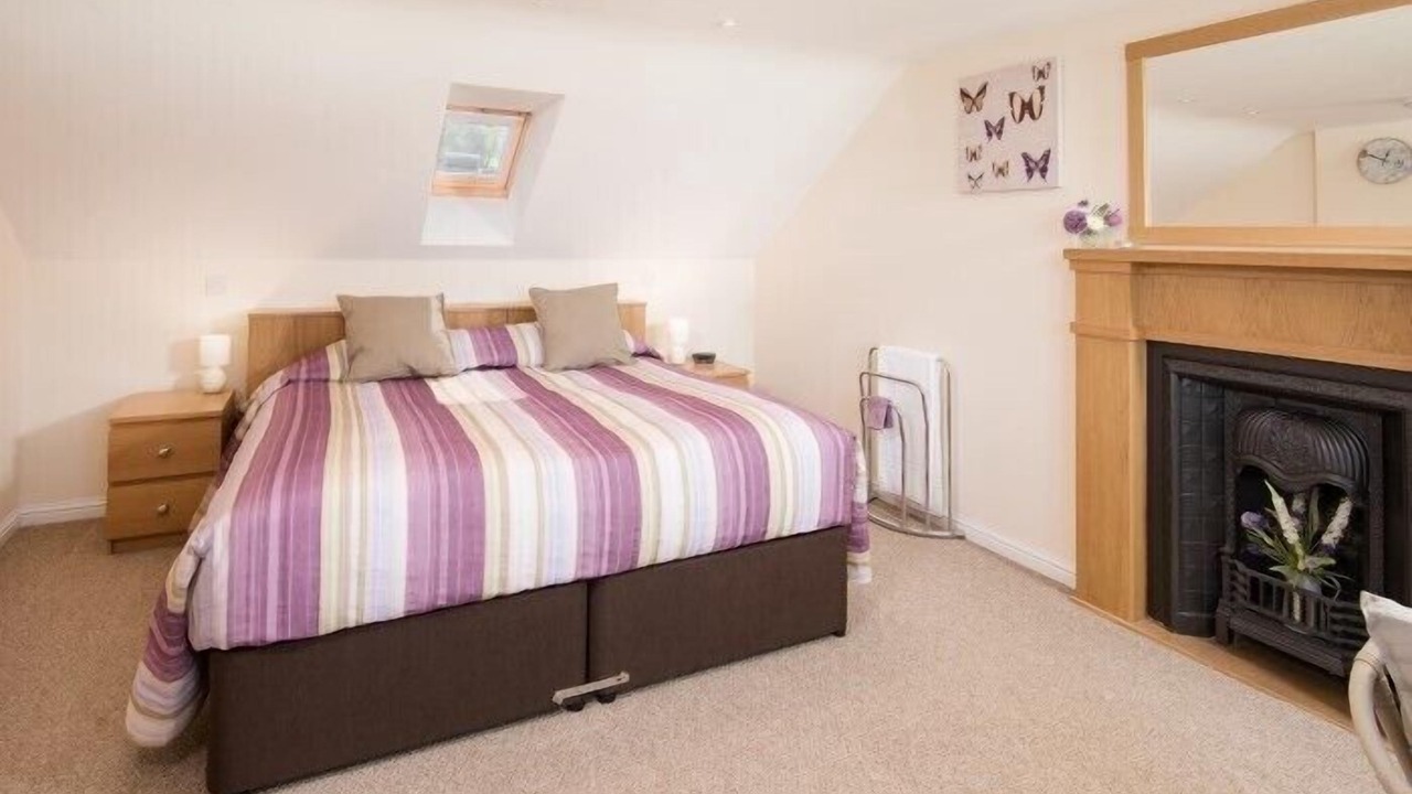 Photo of Bedroom in Alexandria