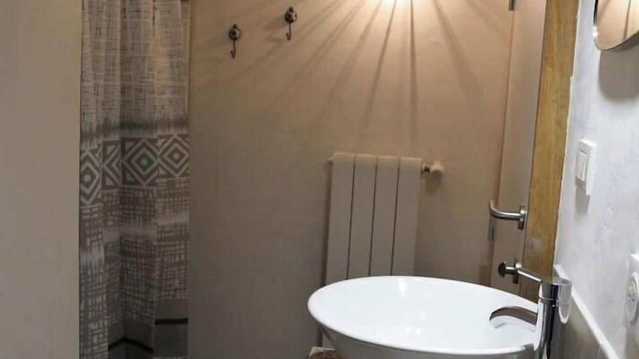 Photo of Bathroom in Barjols