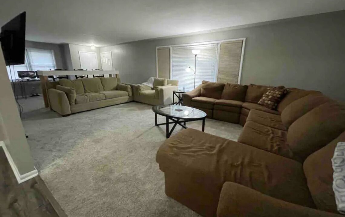 Photo of Livingroom in Westside Connection