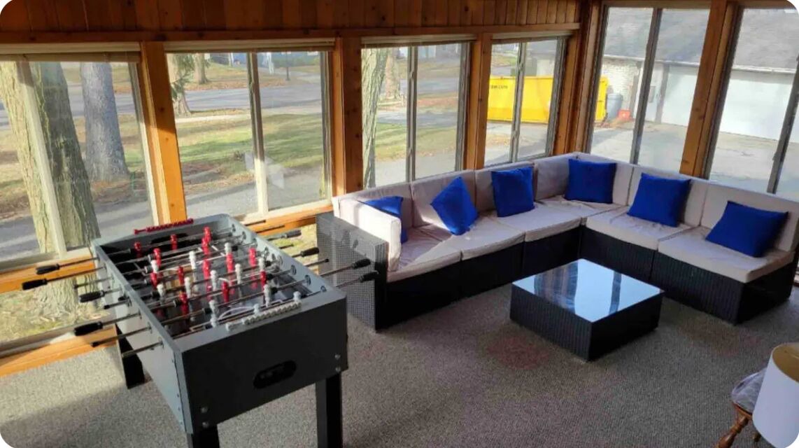 Photo of Bedroom in Westside Connection