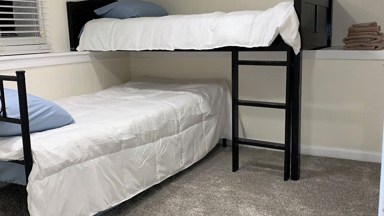 Photo of Bedroom in Westside Connection