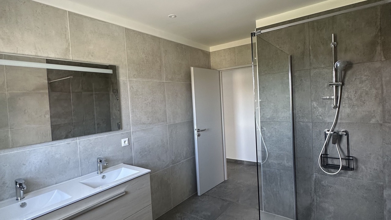 Photo of Bathroom in Vendemian