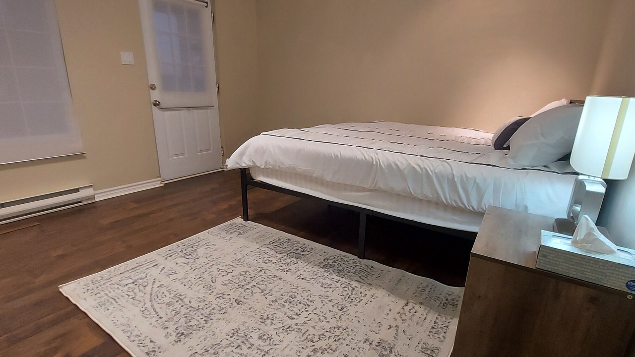 Photo of Bedroom in Elizabethtown-Kitley