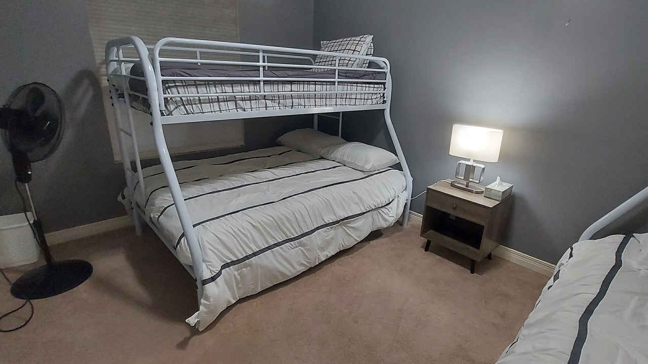 Photo of Bedroom in Elizabethtown-Kitley