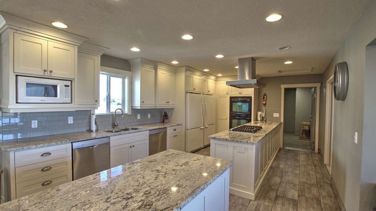 Photo of Kitchen in Garden City