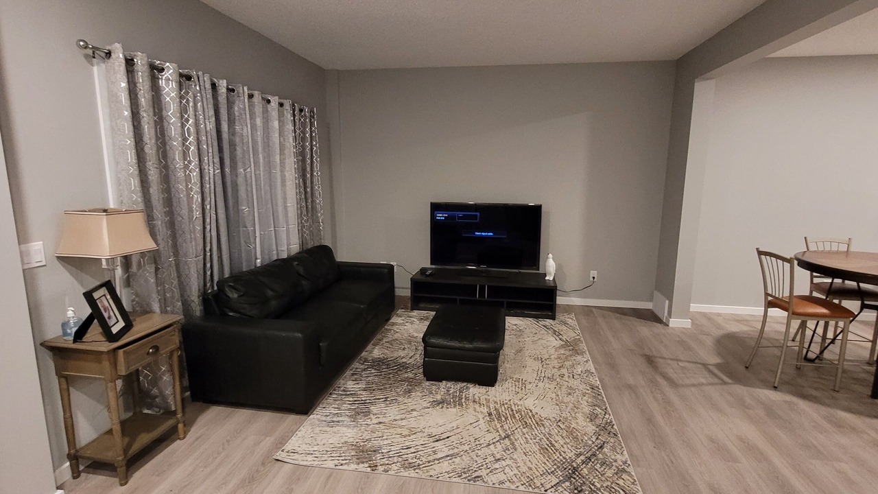 Photo of Livingroom in Leduc County