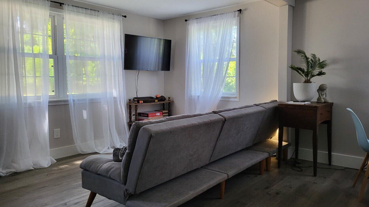 Photo of Livingroom in Riverhead