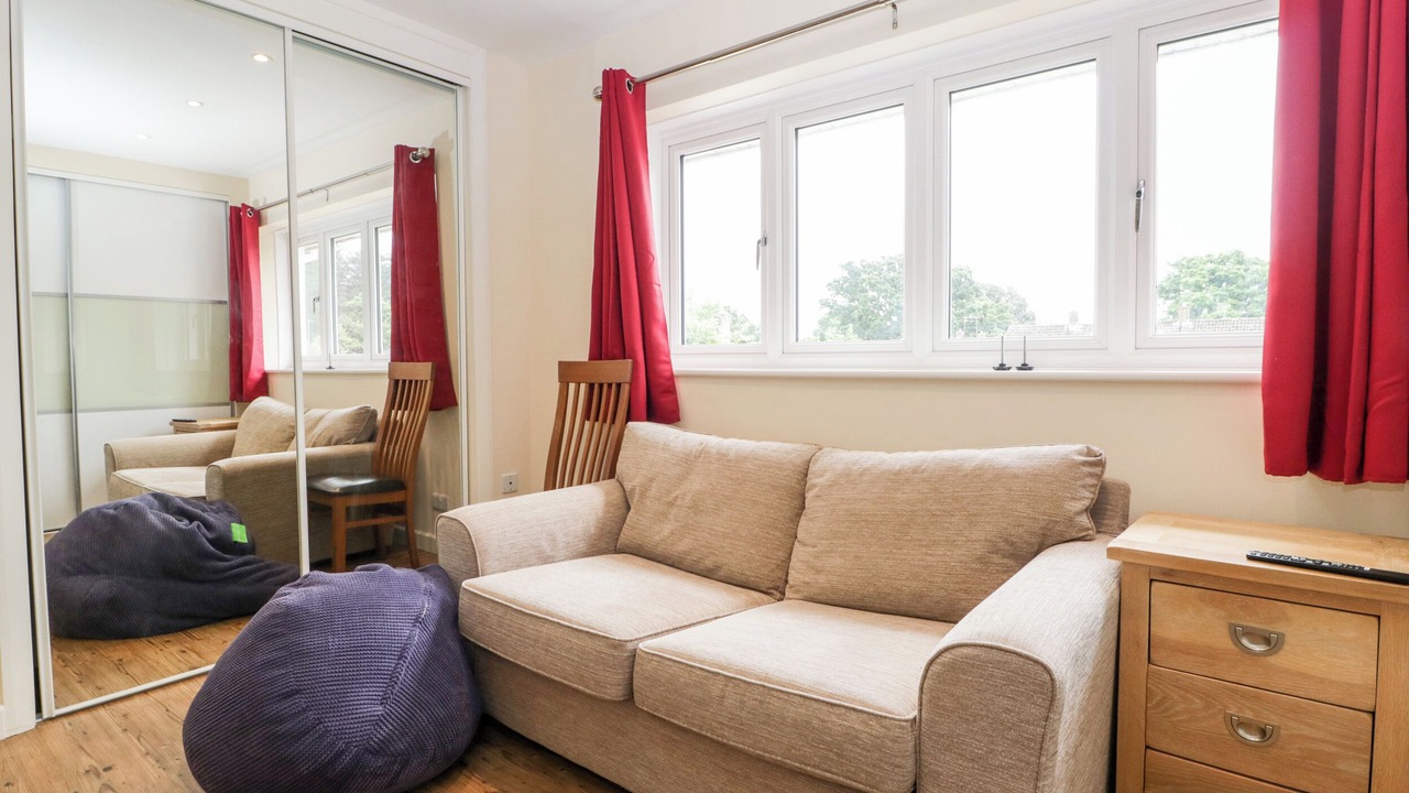 Photo of Livingroom in West Wellow