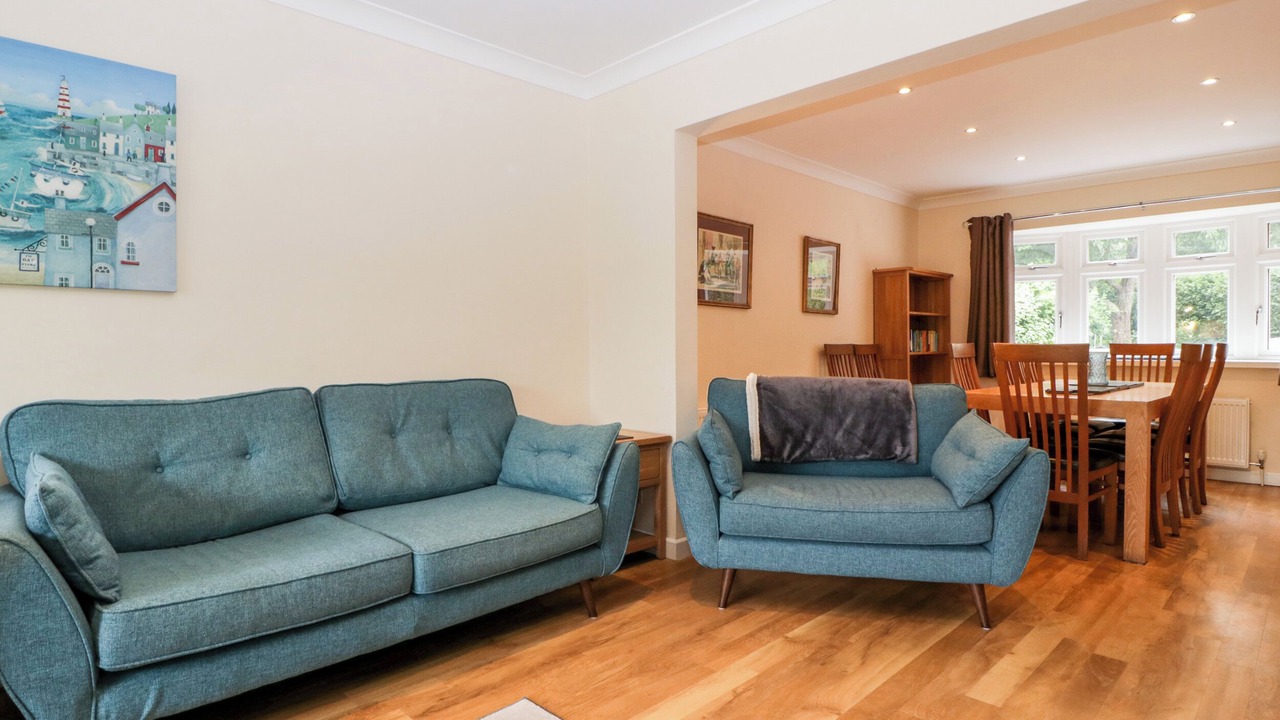 Photo of Livingroom in West Wellow
