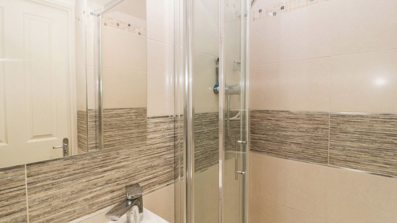 Photo of Bathroom in West Wellow