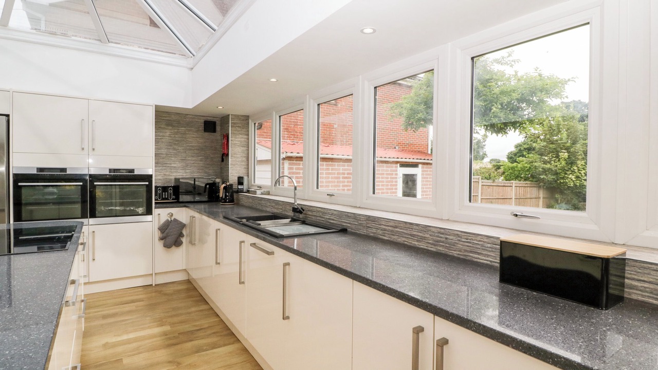 Photo of Kitchen in West Wellow
