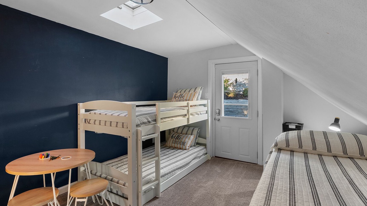 Photo of Bedroom in Okauchee