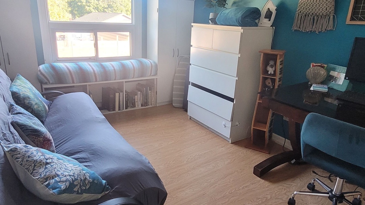 Photo of Livingroom in Aylmer