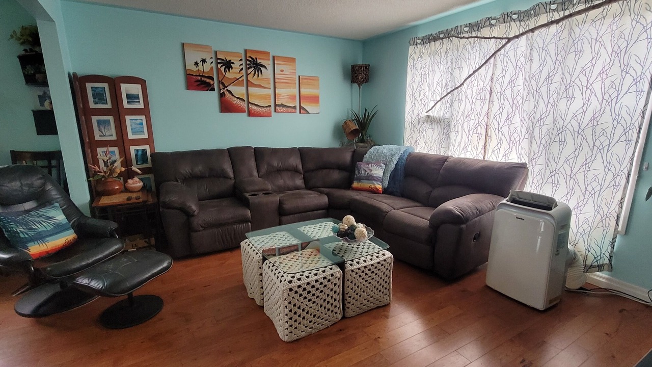 Photo of Livingroom in Aylmer