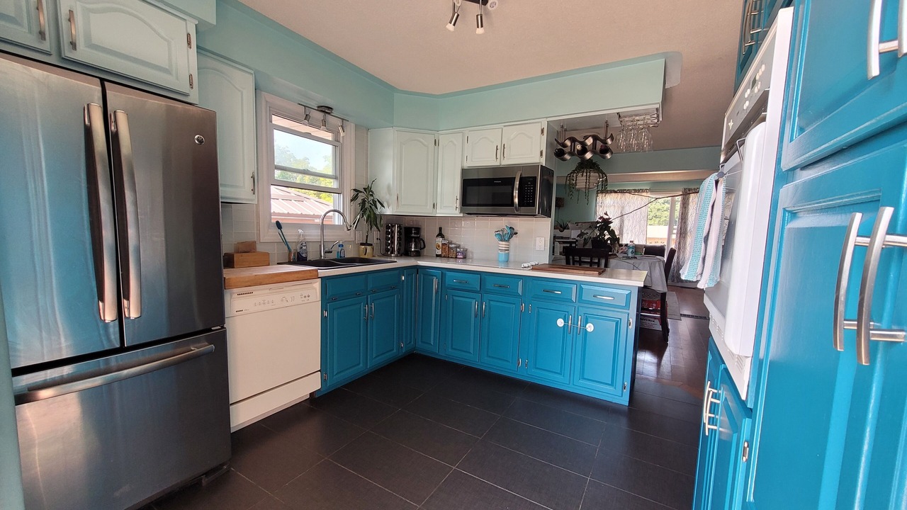 Photo of Kitchen in Aylmer