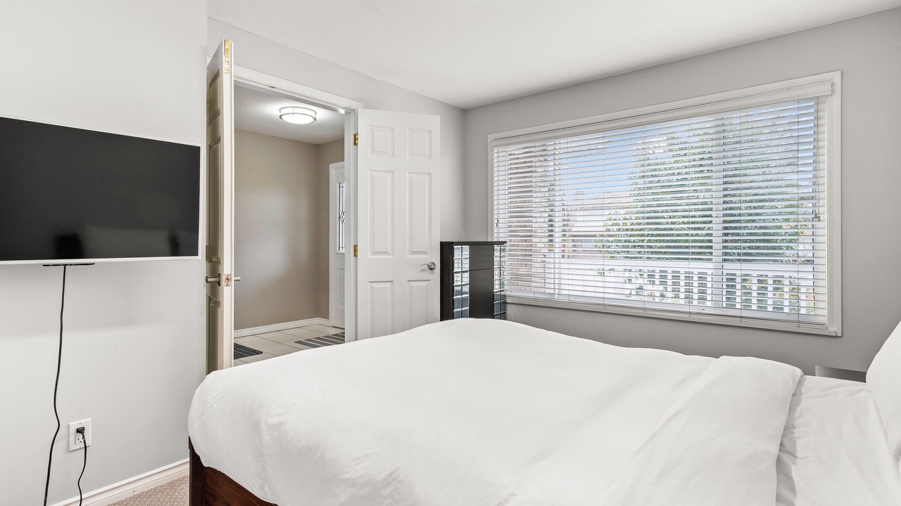 Photo of Bedroom in Langley