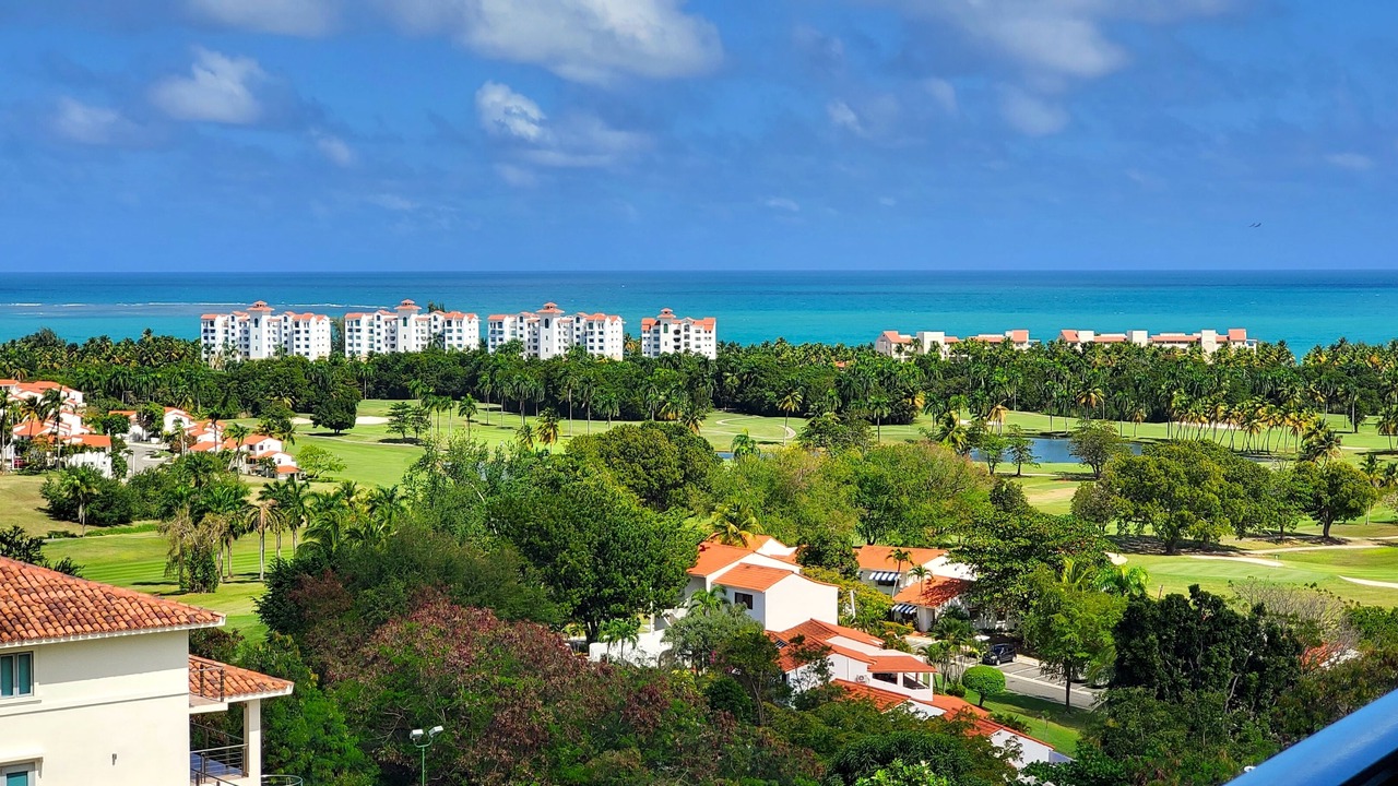 Photo of Outdoor in Mameyes II