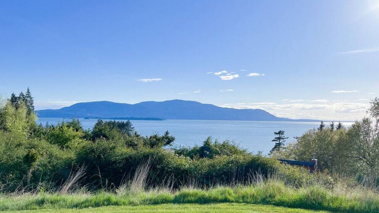 Photo of Others in Lummi Island