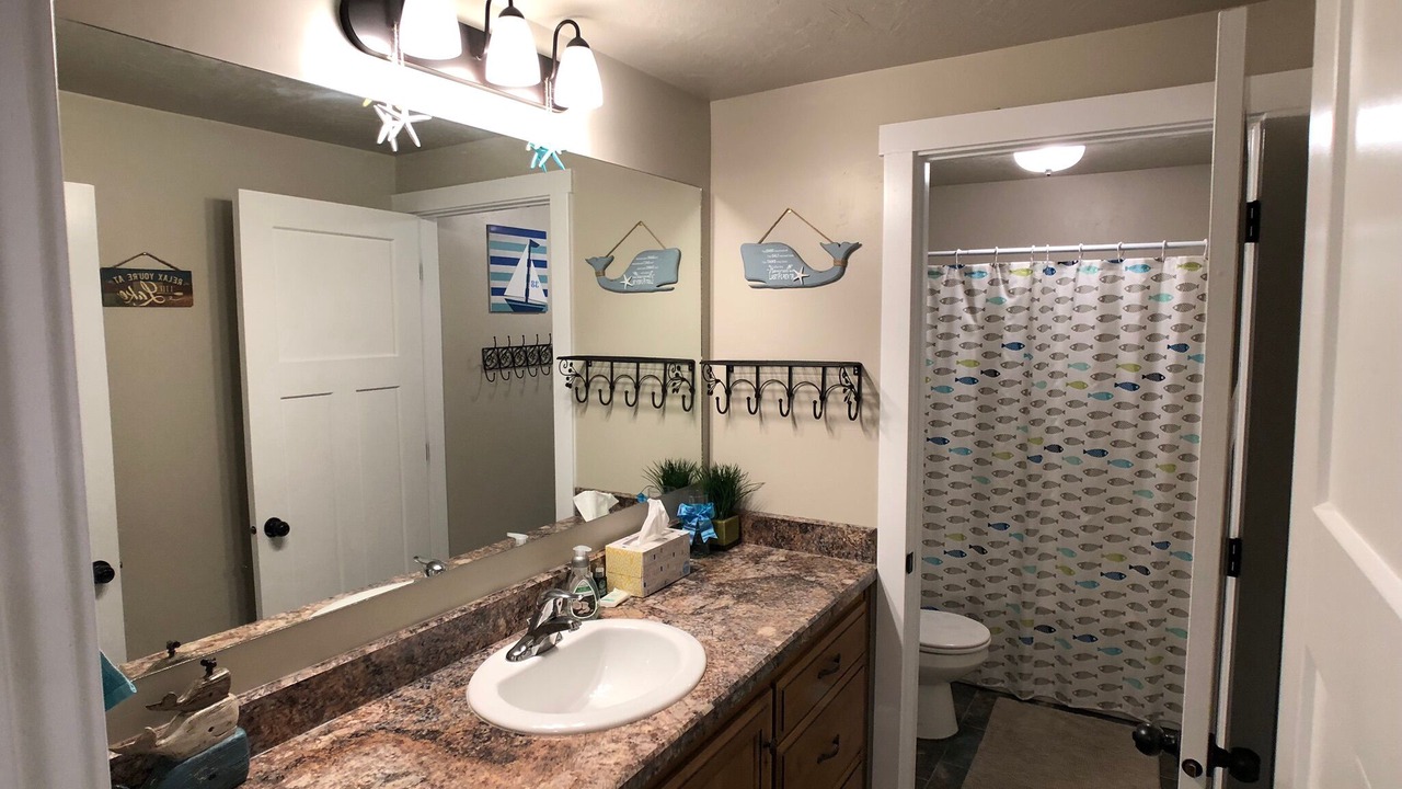 Photo of Bathroom in Harbor Village