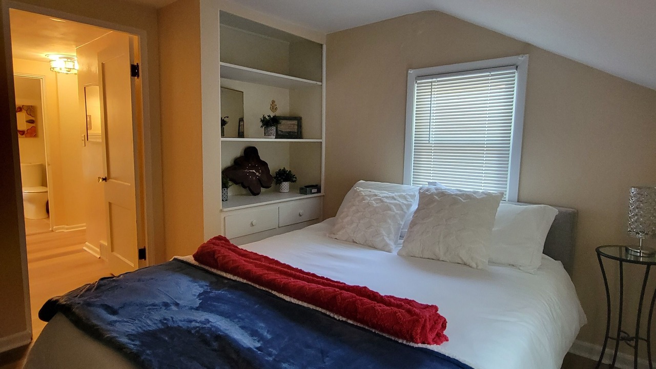 Photo of Bedroom in Brookfield