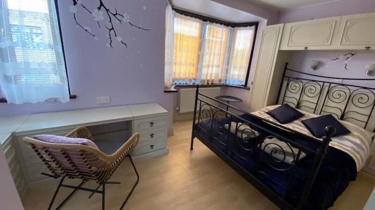 Photo of Bedroom in Custom House