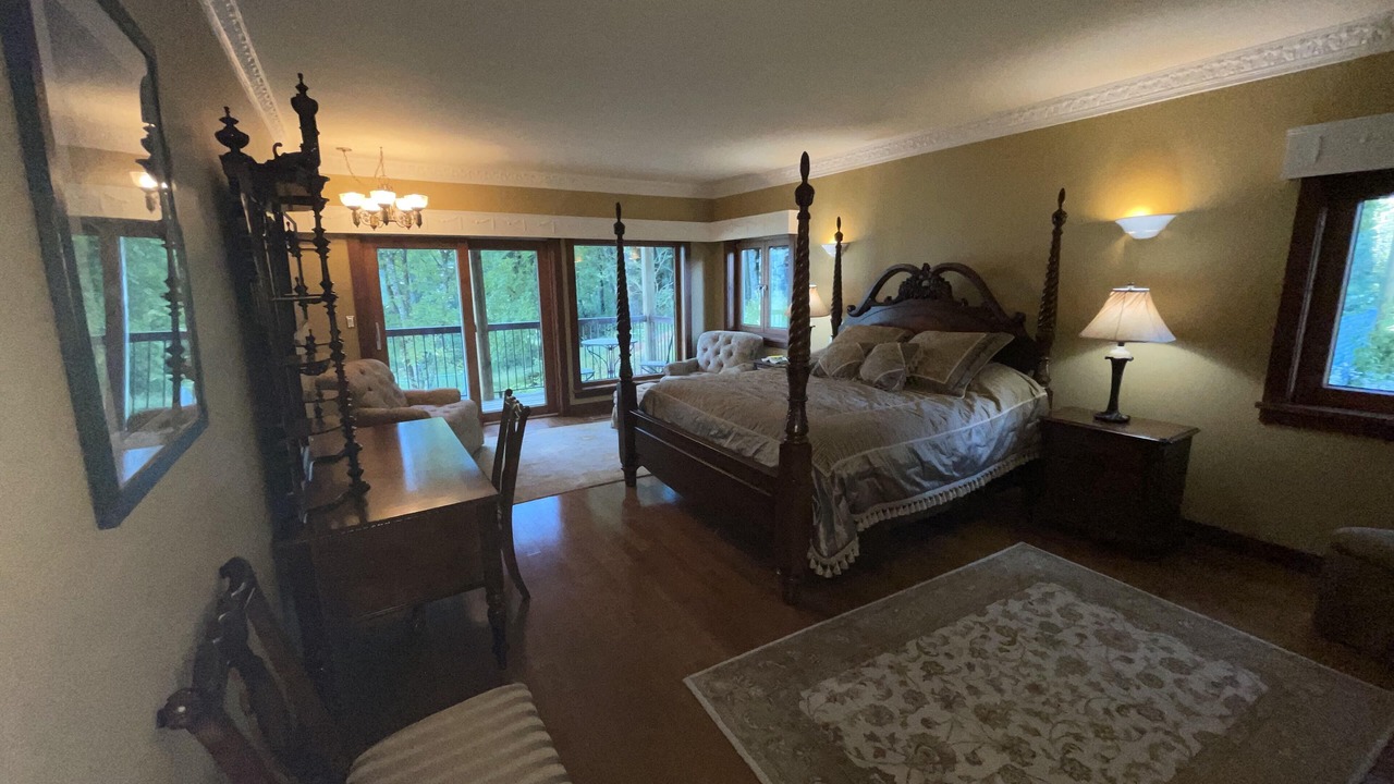 Photo of Bedroom in Cultus Lake