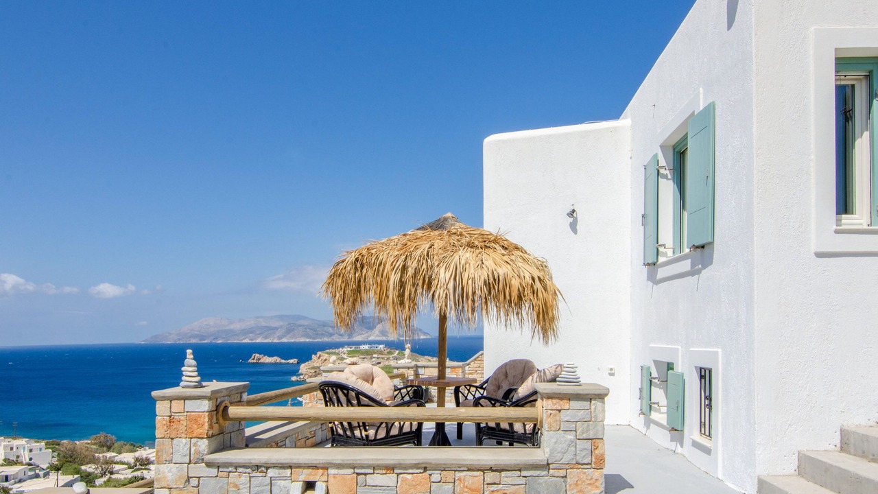 Photo of Patio Balcony in Ios Town