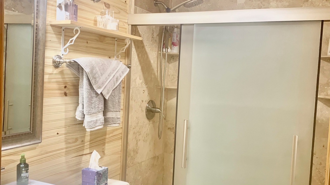 Photo of Bathroom in Friendship