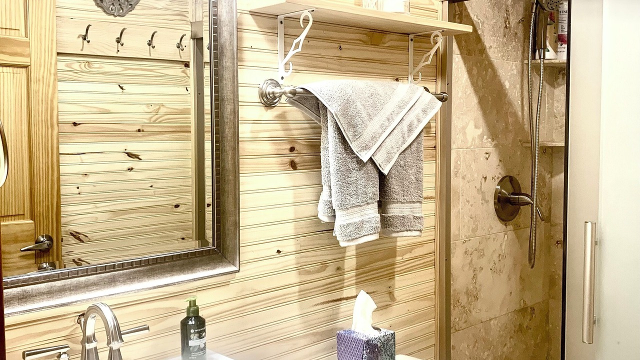 Photo of Bathroom in Friendship