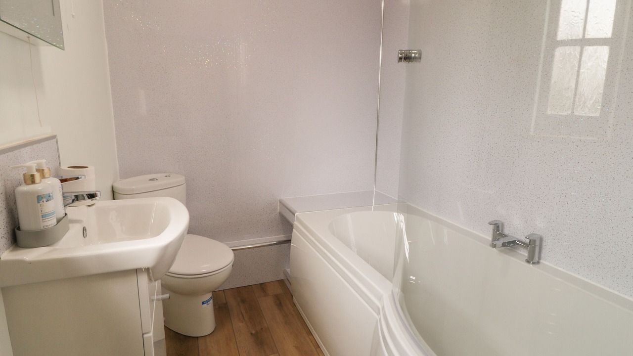 Photo of Bathroom in Lifton