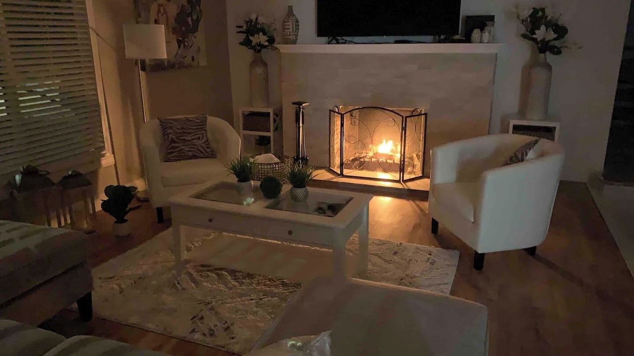 Photo of Livingroom in Harper Woods
