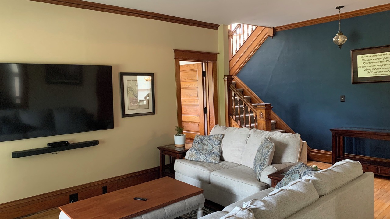Photo of Livingroom in Oshkosh