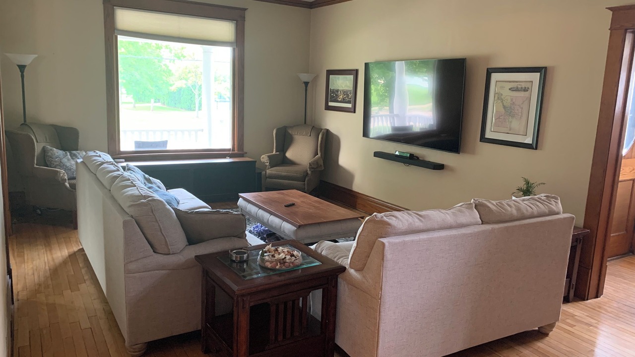 Photo of Livingroom in Oshkosh
