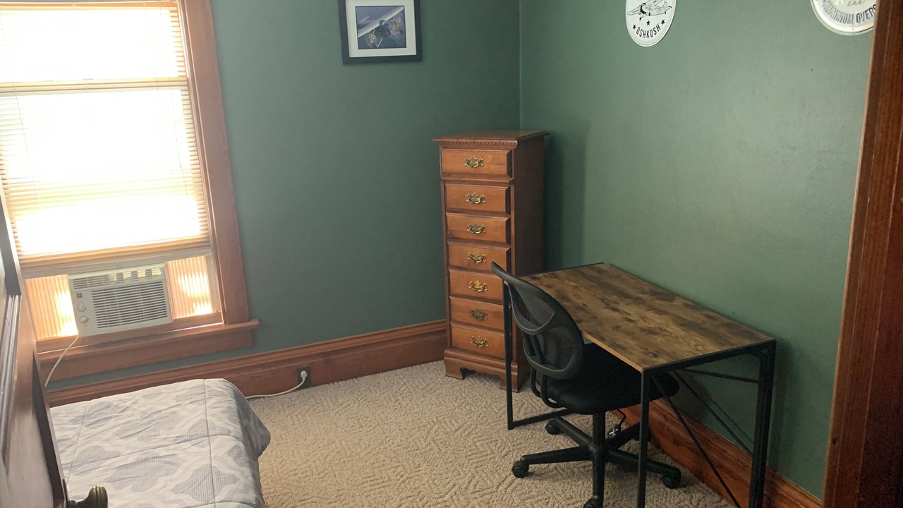 Photo of Bedroom in Oshkosh