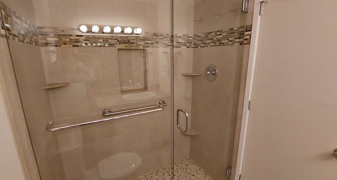 Photo of Bathroom in Cedar