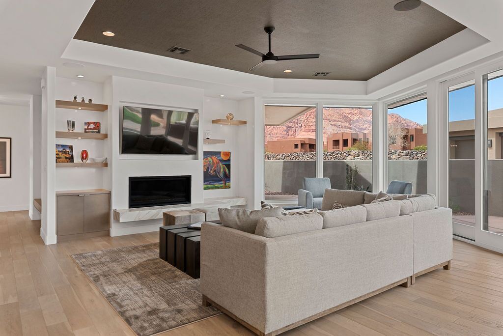 Photo of Livingroom in Ivins