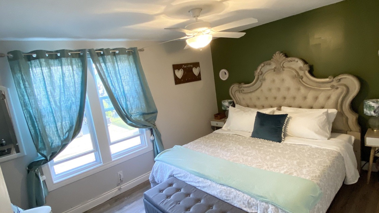 Photo of Bedroom in Niagara Falls