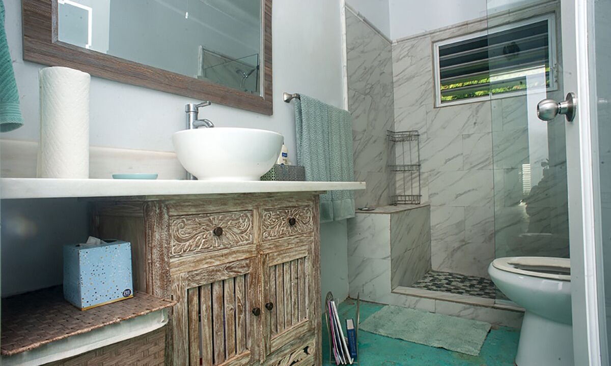 Photo of Bathroom in Estate La Grange