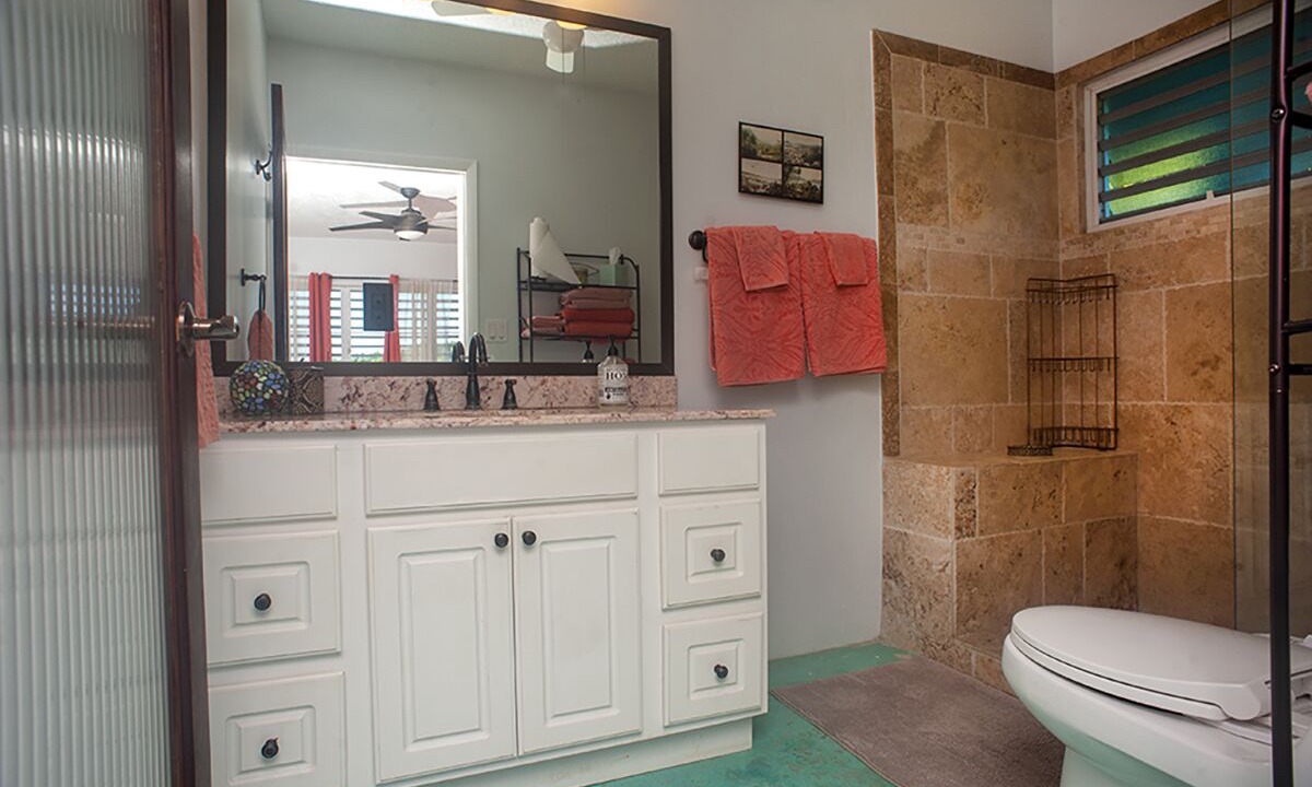 Photo of Bathroom in Estate La Grange