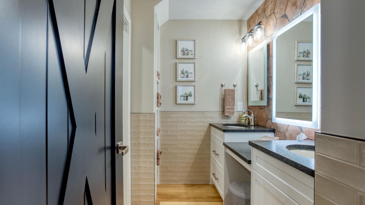 Photo of Bathroom in Mayfield