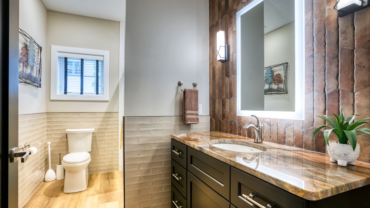 Photo of Bathroom in Mayfield