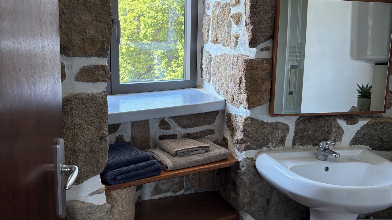 Photo of Bathroom in Lanmodez