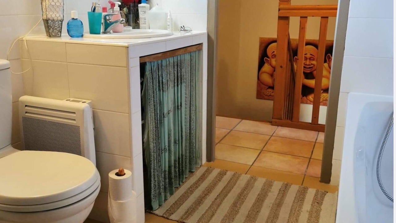 Photo of Bathroom in Claouey