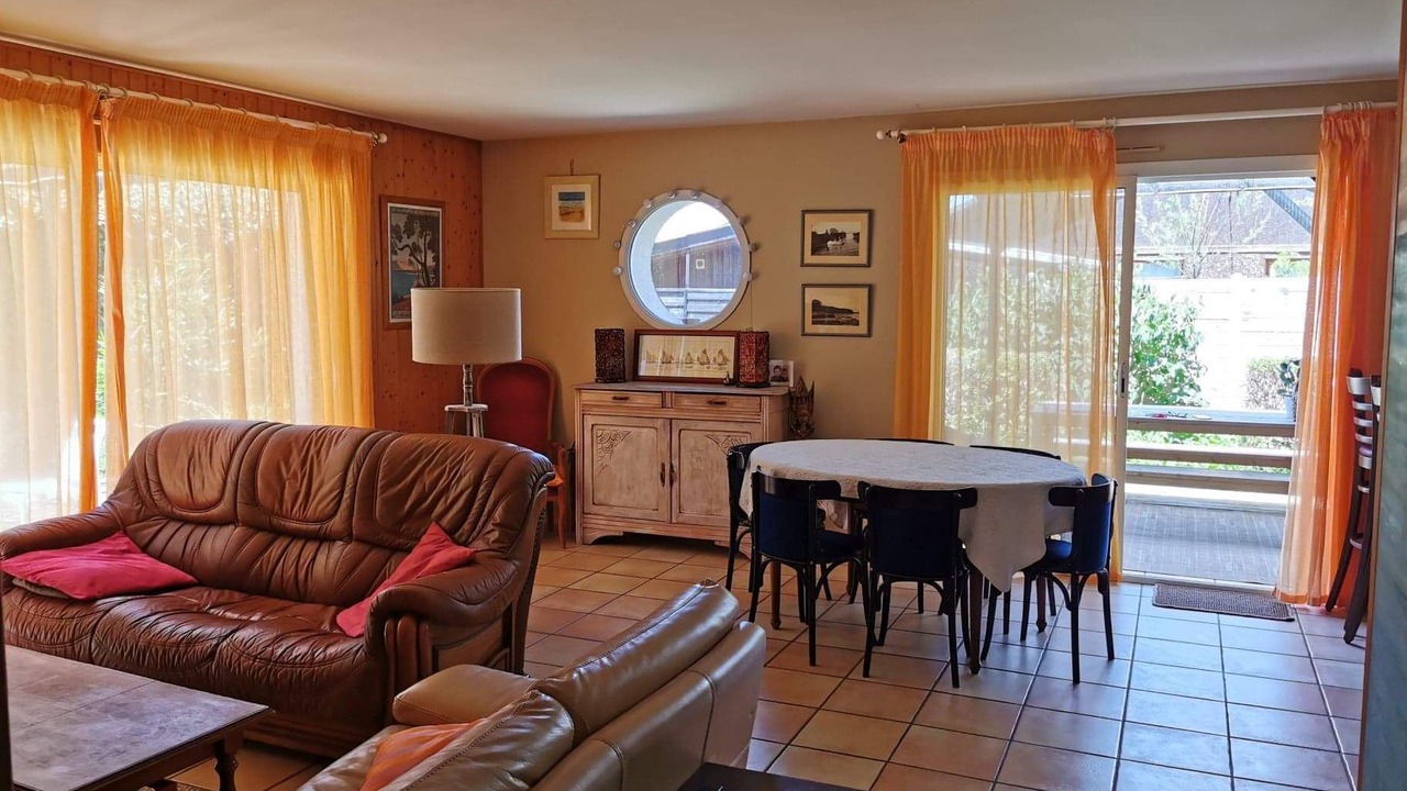 Photo of Livingroom in Claouey