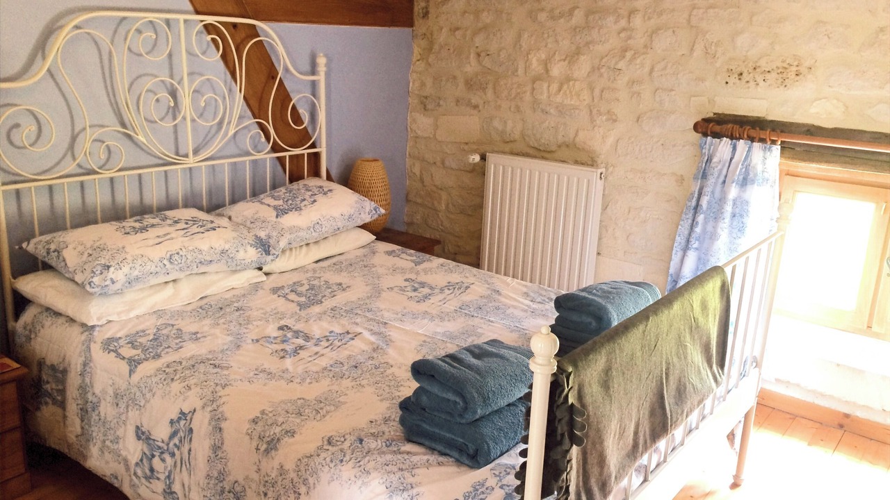 Photo of Bedroom in Cherves-Richemont